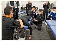 定期的な研修の実施