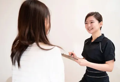 施術の流れ_1受付